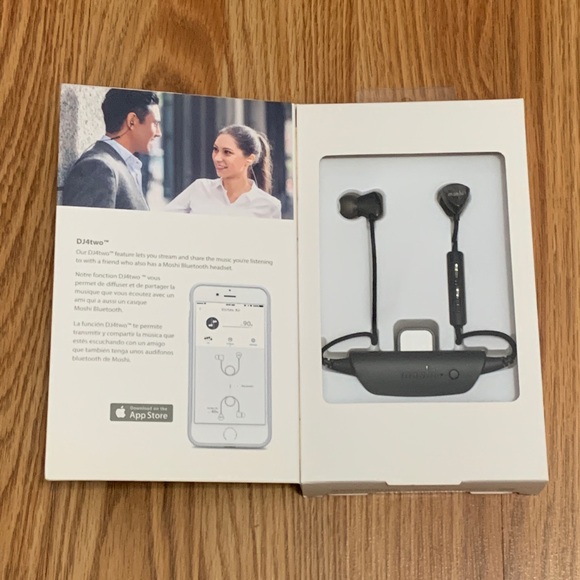Moshi Vortex Air Bluetooth Earbuds with Mic Black - Picture 6 of 7